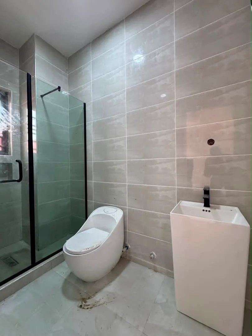 4 Bedroom Terrace with BQ for Sale in Victoria Island Lagos -#700 Million 