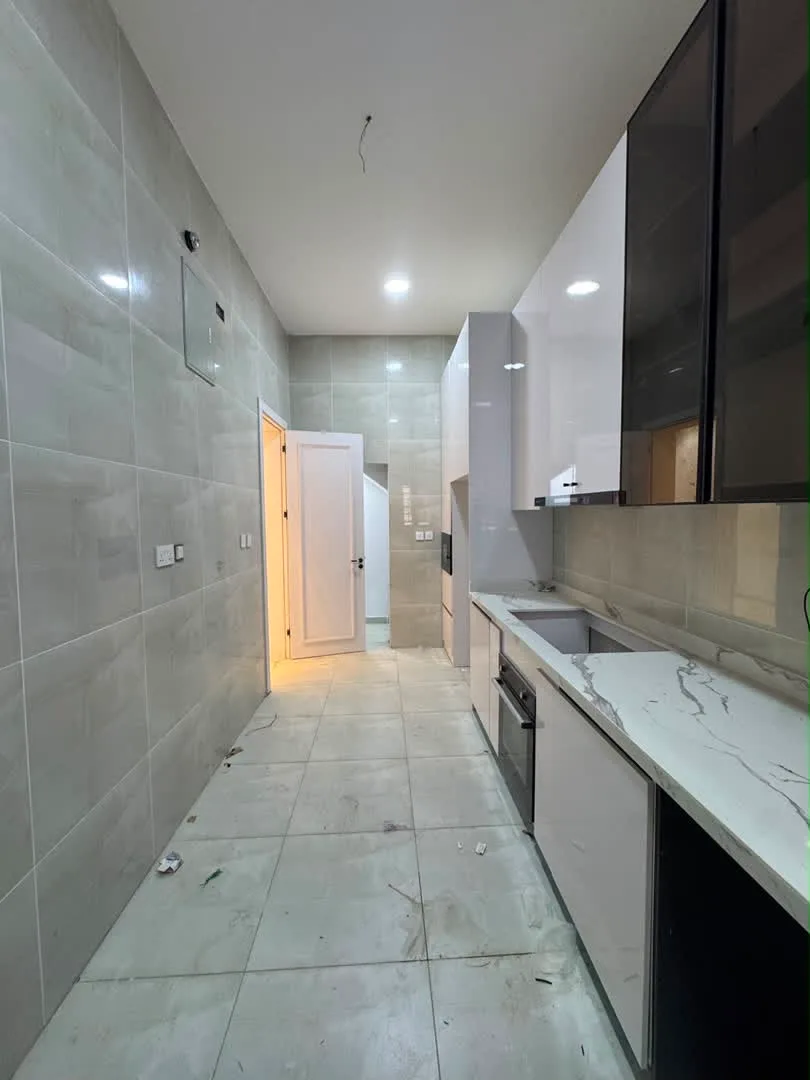 4 Bedroom Terrace with BQ for Sale in Victoria Island Lagos -#700 Million 