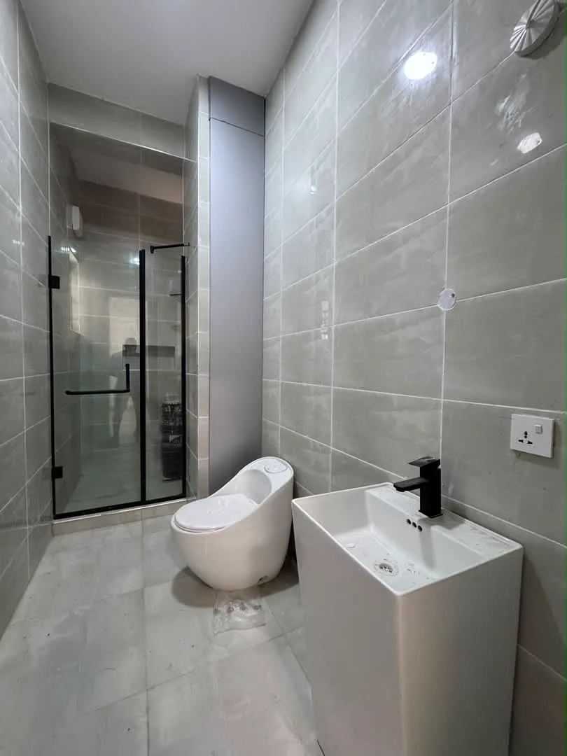 4 Bedroom Terrace with BQ for Sale in Victoria Island Lagos -#700 Million 